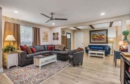 Grapevine Historic District ! New Remodel - Foto 14