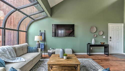 Inviting Vernon Twp Condo with Private Balcony! - Foto 5