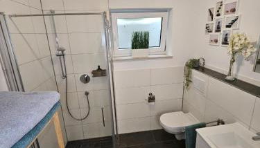 Luna Apartment - Photo 5, Shower