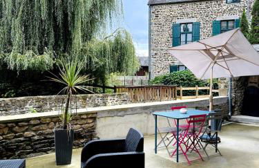 Les Douves - Cité Médiévale de Fougères - Foto 6