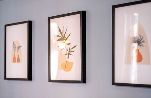 Classy Studio Apartment with Unique Design - Photo 10