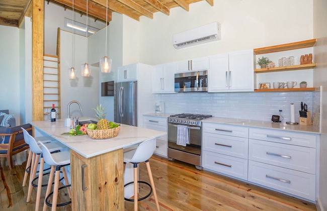 Awesome Over The Water Overlooking West End - Aire Agua 3 Bedroom Home by RedAwning - Photo 16