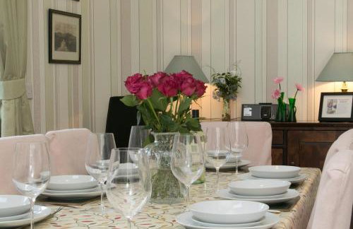 Awelon Holiday Cottage sleeps 10, Hot Tub, Log Burner, North Wales, Porthmadog - Foto 23