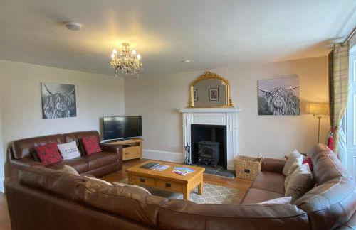 Balmeadowside Farmhouse with Hot Tub - Foto 32