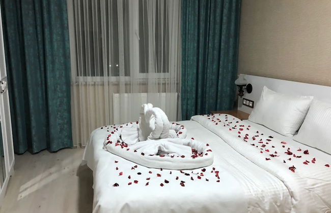 Tulipa Suites - Photo 9