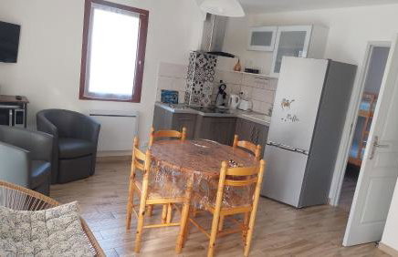 Le Pré Fleuri à Guillestre - Appartements neufs classés Meublés de Tourisme 3 étoiles- Climatisés- Parking privatif - Foto 17