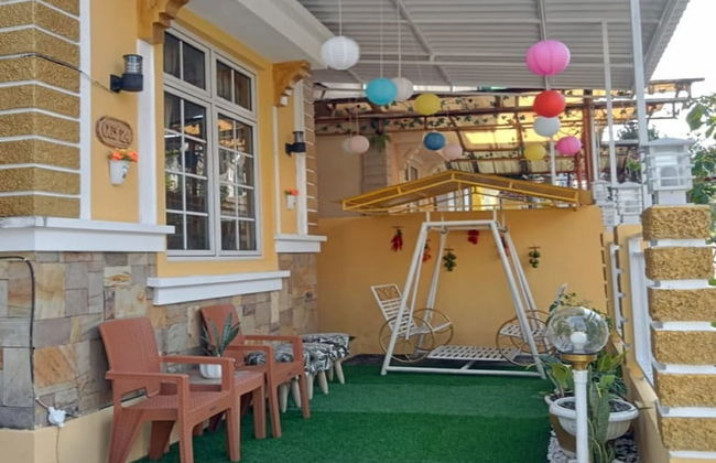 Villa Kota Bunga Camelia - Foto 25