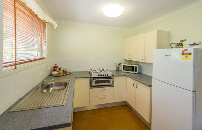 Safety Beach Ocean Bungalows - Foto 13