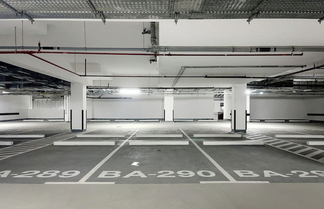 Luxury 1BR at Vida Residences - Foto 60