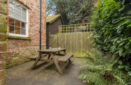 No. 1 - Laurel Cottage - Pass the Keys - Photo 17