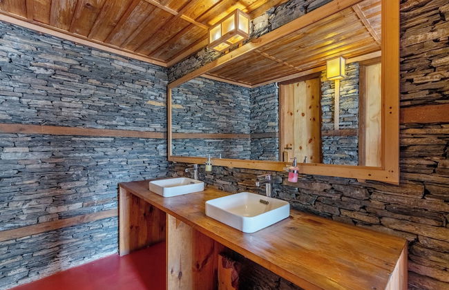 Alaya Stays Suro Woodbine Chalet Cottage - Foto 57