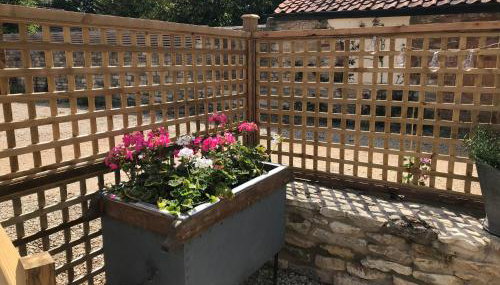 STABLES Stylish comfortable peaceful cottage with parking and outdoor space - Foto 3