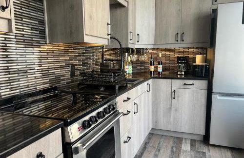 Dragonfly loft, hot tub, river views - Photo 26