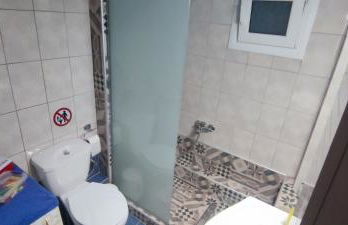 Lucy's next to sea apartment - Photo 20