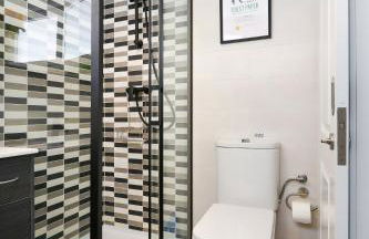 Stunning Views Guaranteed - Photo 14