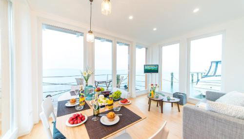 Komfort-Hausboote am Naturhafen Krummin - Foto 1