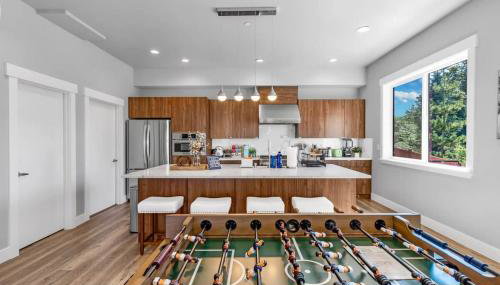 Modern Fortress w with 4 Decks AC in all rooms Gym - Foto 3