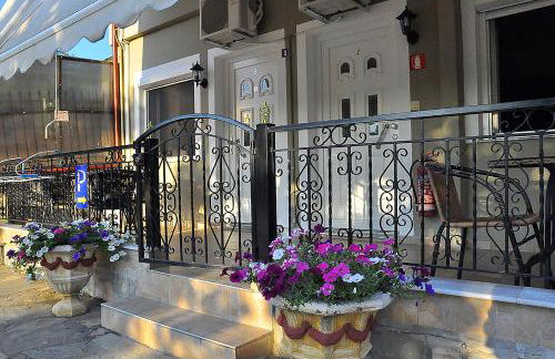 Studios Kostas & Despina - Photo 16