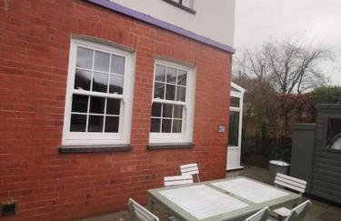 Prime location for Snowdon, Family and Dog friendly! - Photo 15