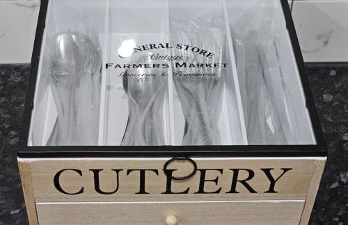 Cheerful Home near Preston train station & Uclan - Photo 12