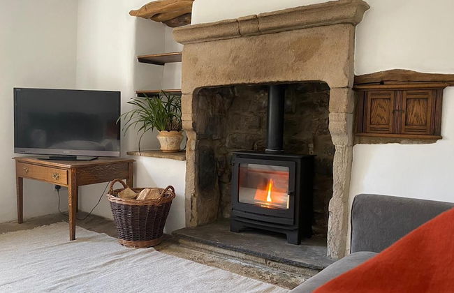 Beautiful Peak District Cottage With Hot Tub - Foto 12