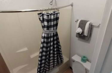 Hotel 2 Queen Beds Hotel Room 207 Booking - Foto 8