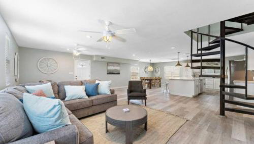 Beach house with game room just minutes from beach - Foto 5