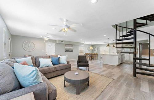 Beach house with game room just minutes from beach - Foto 5