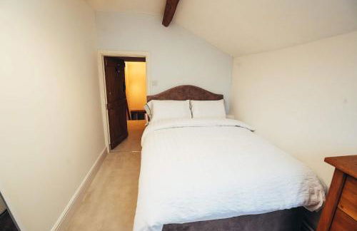 A Lovely Family Cottage in Belper - Photo 9