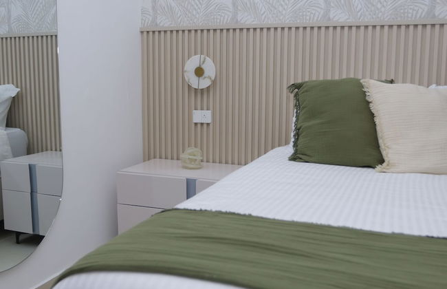 Dream Stay - Pool & Gym - 10min Airport & Homs - Foto 12