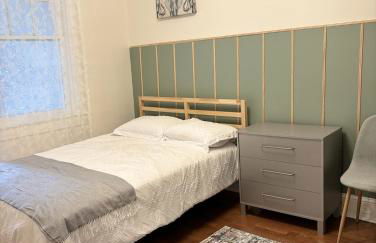 Cozy DC Home with Parking Near Union Market - Photo 2