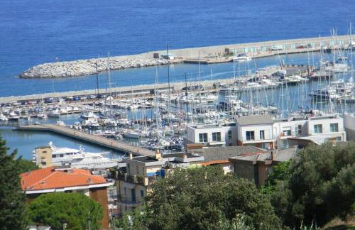 Vista mare tra gli ulivi - Foto 39