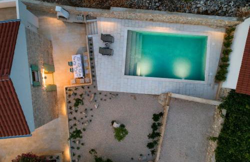 BRAND NEW Stone house MARCELA, 3 double bedrooms, pool - Foto 37