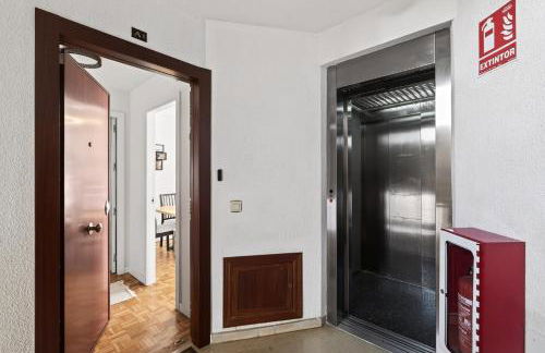 New apartment in the city center 3beds, 2baths & parking - Photo 38