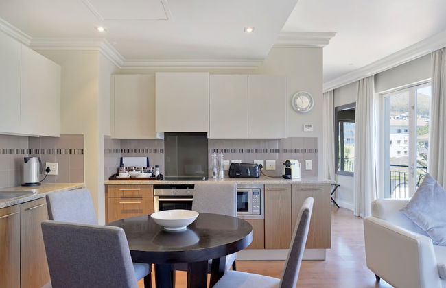 Unit Number 414 Cape Royale Luxury Apartments - Foto 12