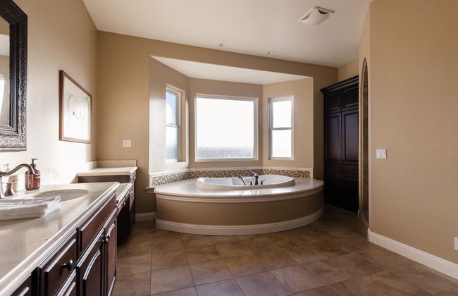 Zinfandel by Avantstay Wine Country Estate w/ Pool & Mini-golf - Foto 13