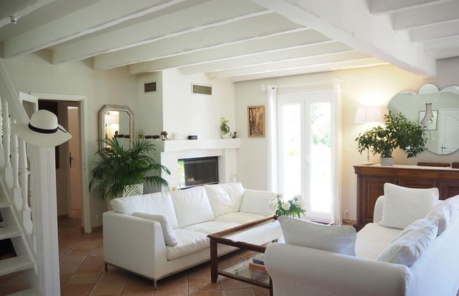 Holiday Home in Villes-sur-auzon With Pool - Foto 10