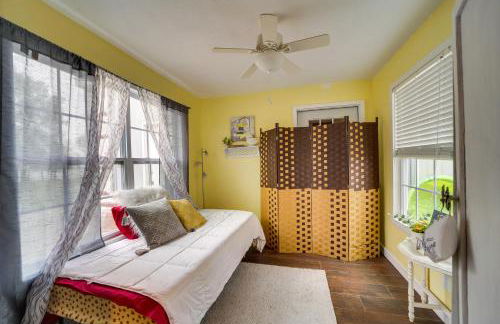 Lakefront Afton Home with Hot Tub and Game Room! - Foto 14