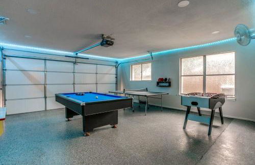 Family-Friendly Fun, Pool, Game Room, DFW Airport - Photo 21