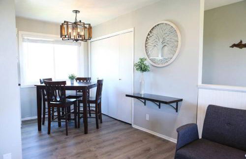 GREAT VIEWS - Over the Oaks - Stylish - Whole Home - Foto 13