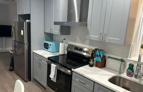 Cozy 2-3 Bedroom Apartment in Center City! - Foto 102