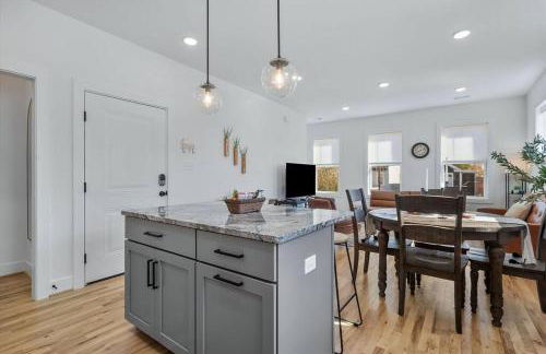 Duplex with Balcony and Spacious Dog-Friendly Oasis! - Foto 19