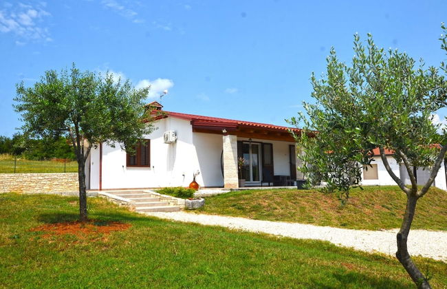 Picturesque Paradise Holiday Home With Pool - Foto 28