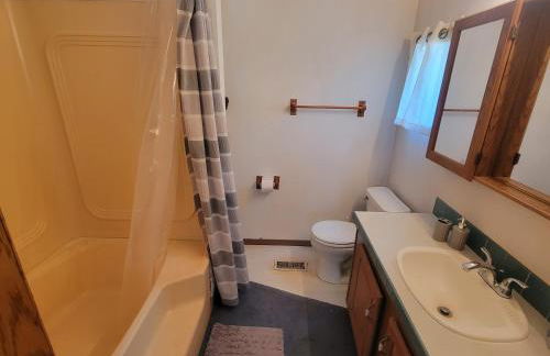 Camp Not Found - 3 Queen Bedrooms by the lake - Foto 19