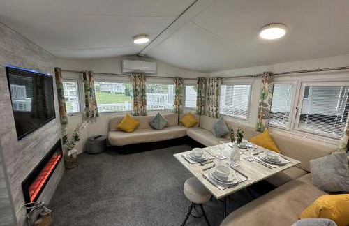 Elite Retreat Blackpool - Photo 35