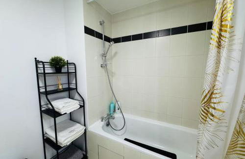 Disneyland Area & Family & Private Garage & Free Wi-Fi - Foto 18