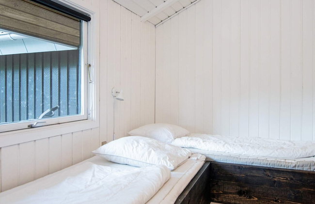 Fascinating Holiday Home in Norre Nebel near Sea - Photo 4
