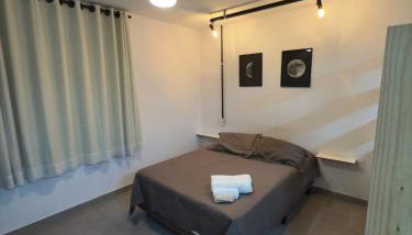 02 - ESTÚDIO NA SAVASSI com Wi-fi, TV, Vaga de garagem, Cozinha completa - Foto 4