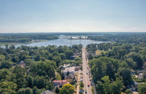 Pebble Hideaway-downtown Douglas and close to beach! - Foto 14