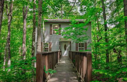 Peaceful Hideaway Treehouse near Little River Canyon - Foto 38